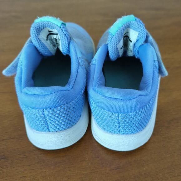 Nike Kids Revolution 4 toddler 7C - Picture 3 of 7